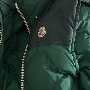 Used knocker jacket with vest option arms zip off